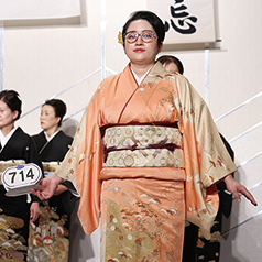 小林 茉利奈さん