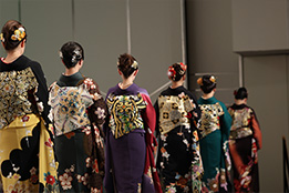 着せ付け振袖 後見結び之部